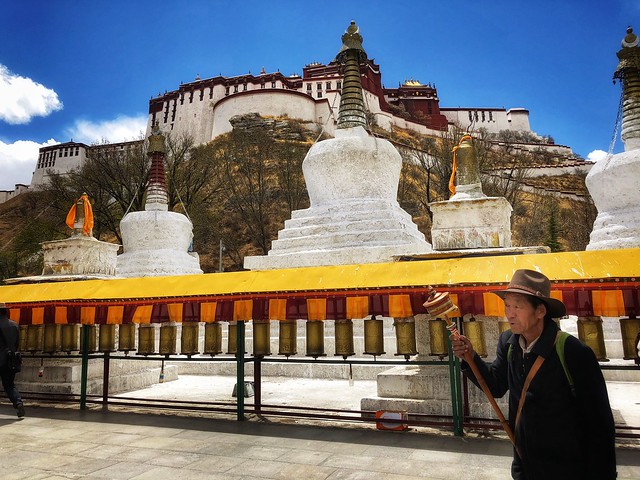 Conversa con otros viajeros y comparte tus consejos sobre viajes virtuales