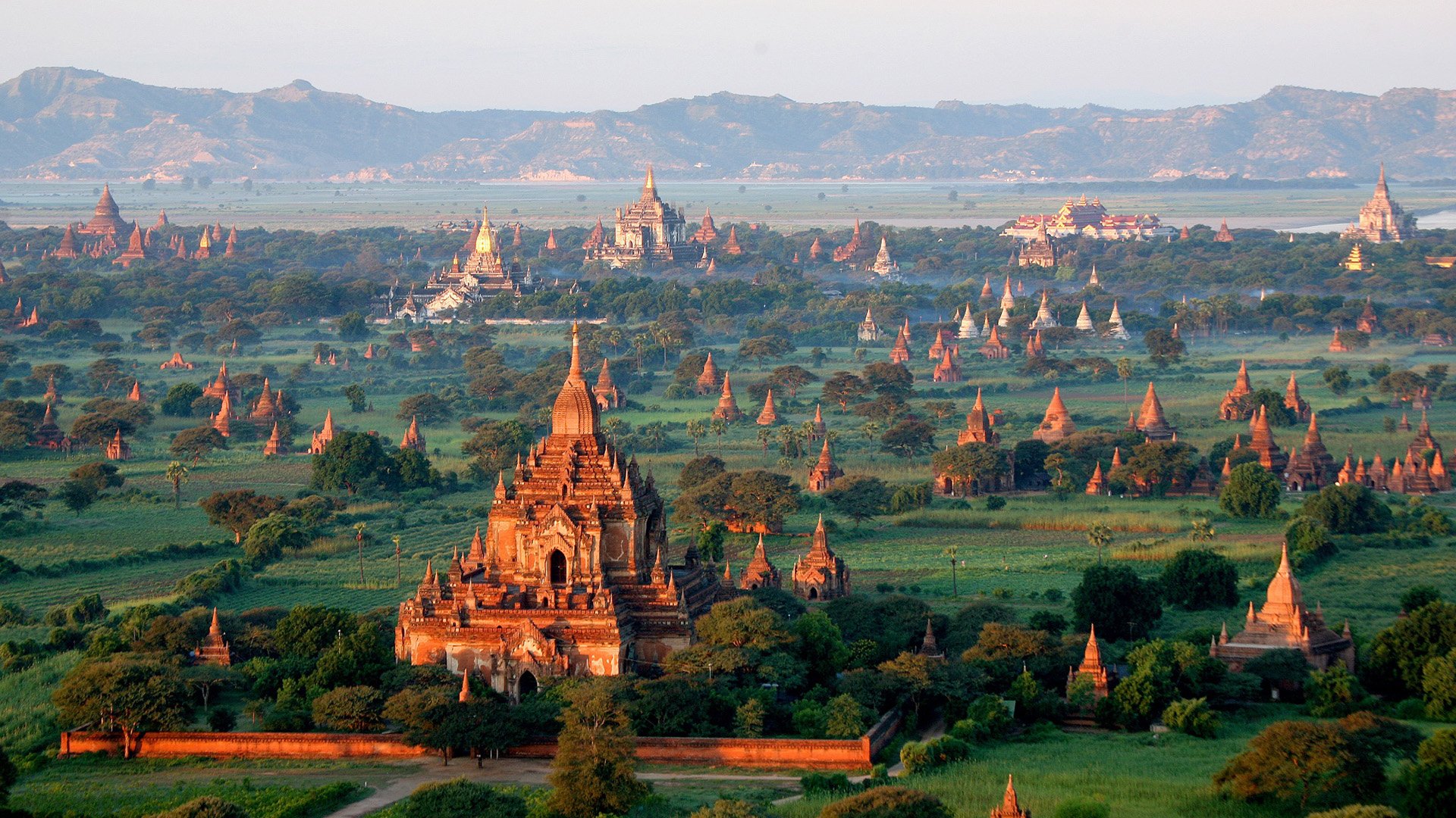 Descubre las maravillas de la antigua ciudad de Bagan en Myanmar