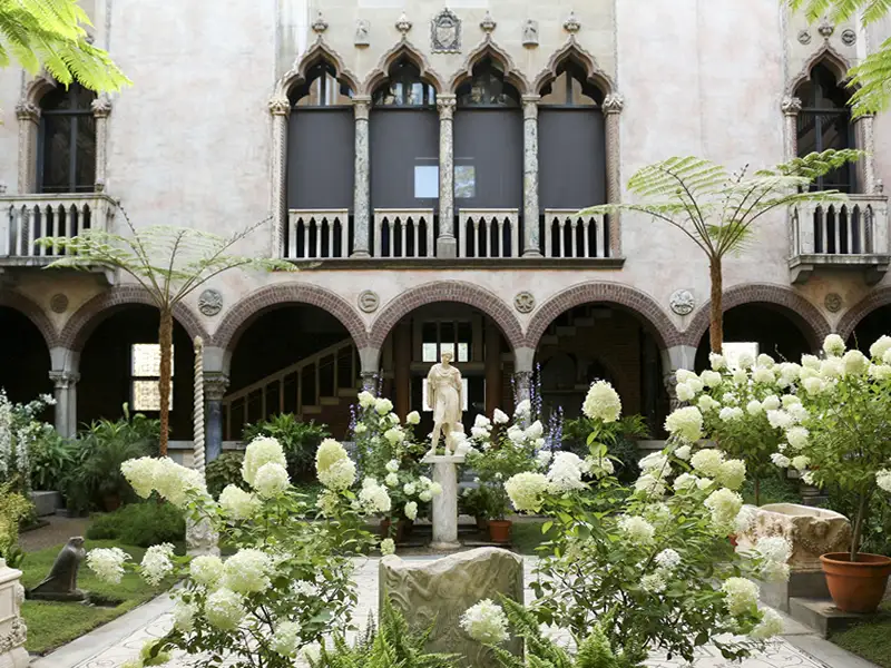 Explora el Museo de Bellas Artes de Boston en línea