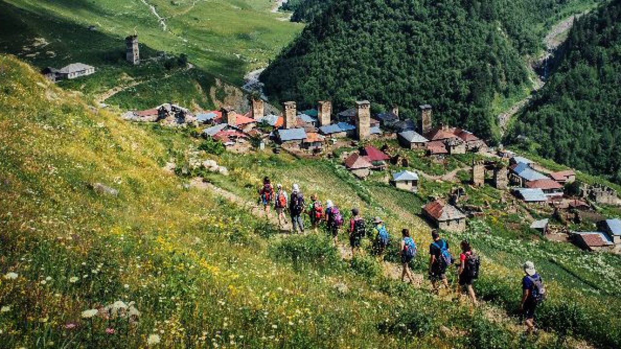 Explora los pueblos más remotos de Asia Central