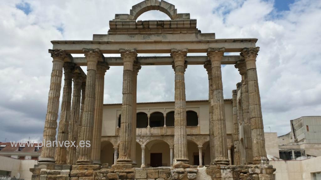 Recorre antiguas ciudades y monumentos históricos sin salir de casa