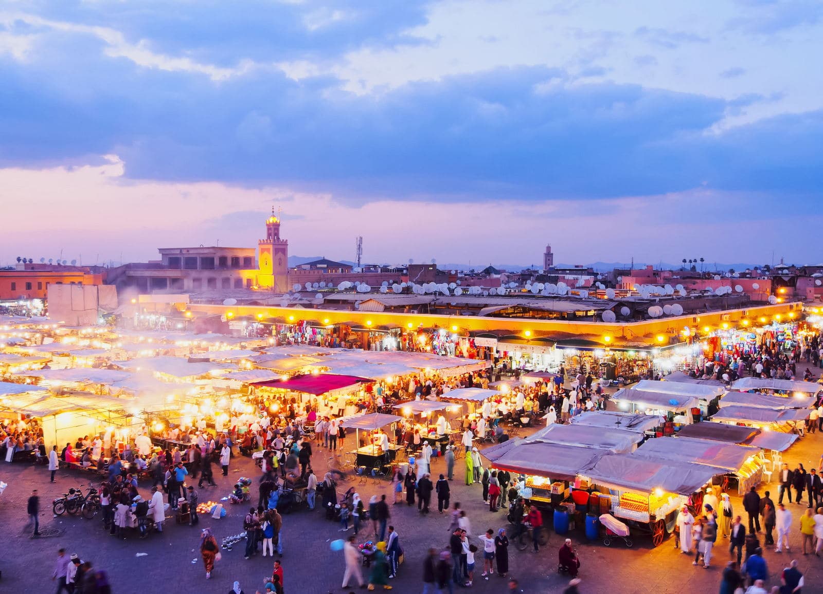 Recorre los mercados callejeros de Marrakech desde tu ordenador