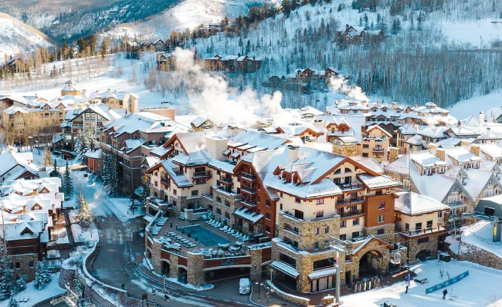 Tours virtuales: descubre destinos icónicos sin salir de casa